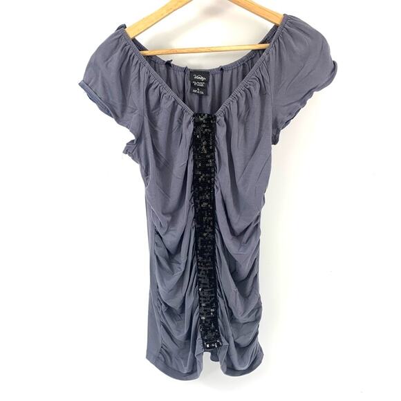 Vanity Ruched Top - Picture 8 of 11